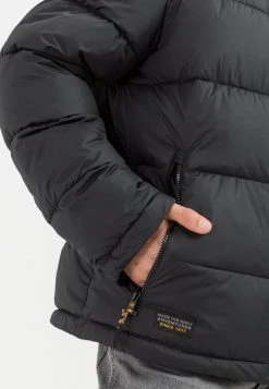 Camel Active Toppatakki Hiilenmusta -Makia kauppa 39e589ca2e5a4d09858176f28bb35e11