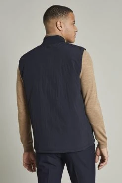 MATINIQUE Miesten Liivi BEATON Tummansininen -Makia kauppa matinique miesten liivi beaton tummansininen 5 scaled