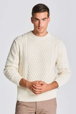 Gant Miesten Neulepaita Aran Cable C-Neck Luonnonvalkoinen