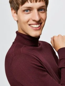 Selected Miesten Pooloneule, Berg Roll Neck B Noos Viininpunainen -Makia kauppa selected miesten pooloneule berg roll neck b noos viininpunainen 4