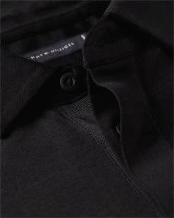 Tommy Hilfiger Miesten Pikeekauluspaita CLEAN INTERLOCK REGULAR POLO Musta -Makia kauppa tommy hilfiger miesten pikeekauluspaita clean interlock regular polo musta 4