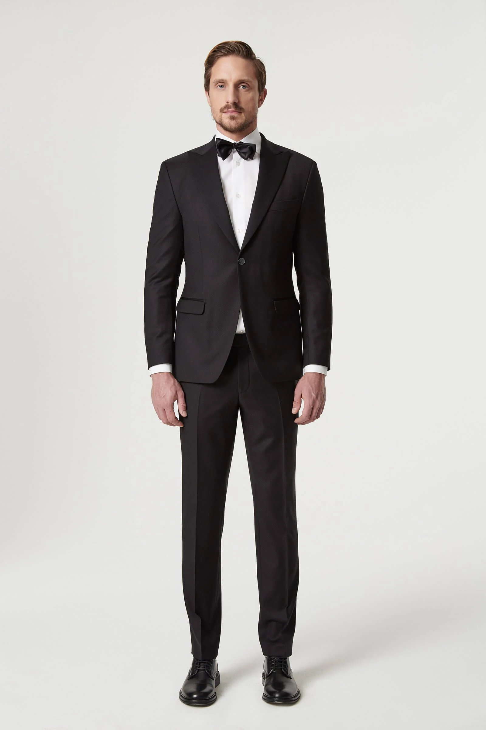 Turo Tailor Smokkitakki, James Slim Fit Musta 1 Turo Tailor Smokkitakki, James Slim Fit Musta